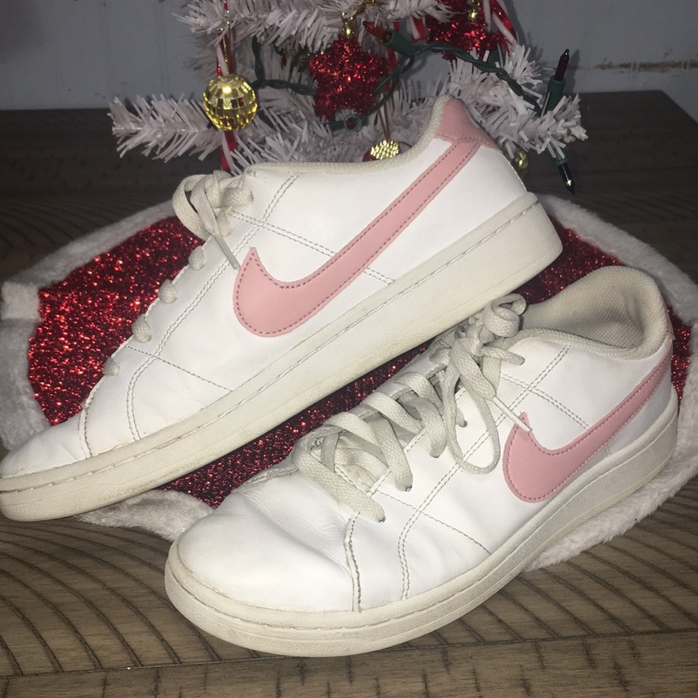 Nike Rose Pink & White Court Royale Sneakers Women’s Size 9.5